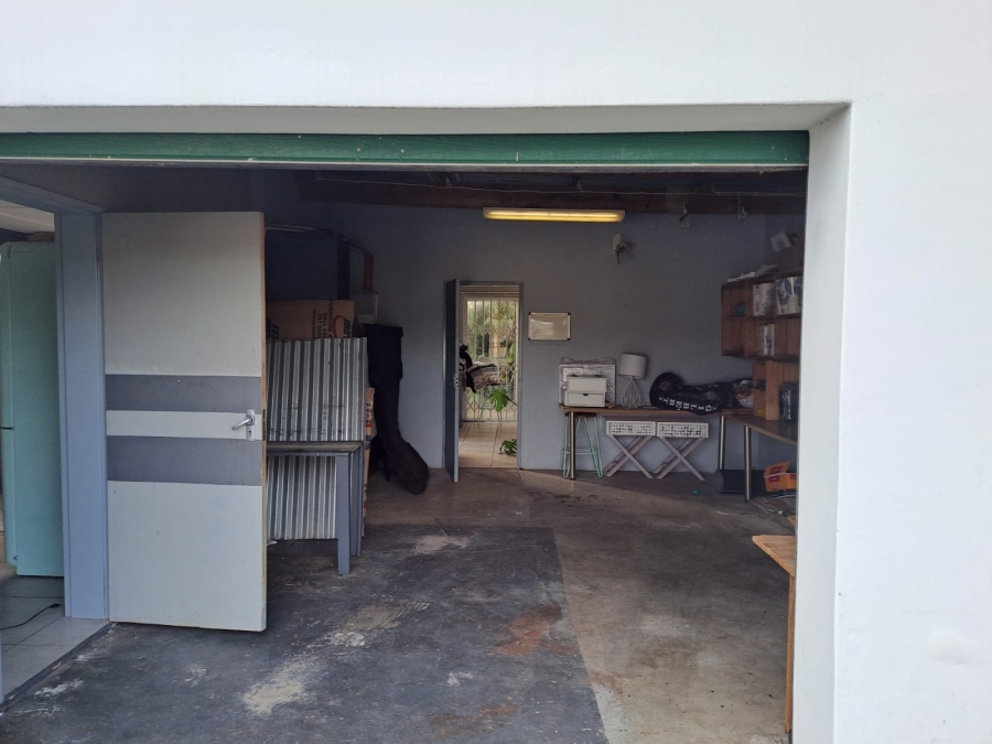 3 Bedroom Property for Sale in Nahoon Valley Park Eastern Cape